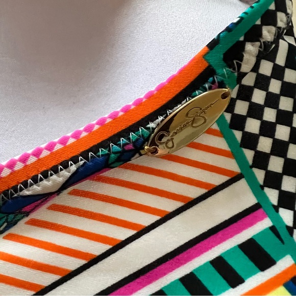 Jessica Simpson Tankini top - Size large EUC - Picture 2 of 6